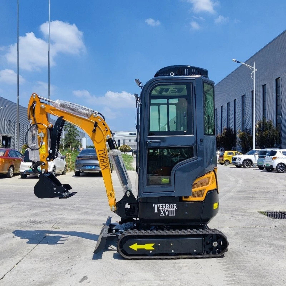 2 Ton New TERROR XVIII Mini Excavator, Kubota D902 Diesel Engine